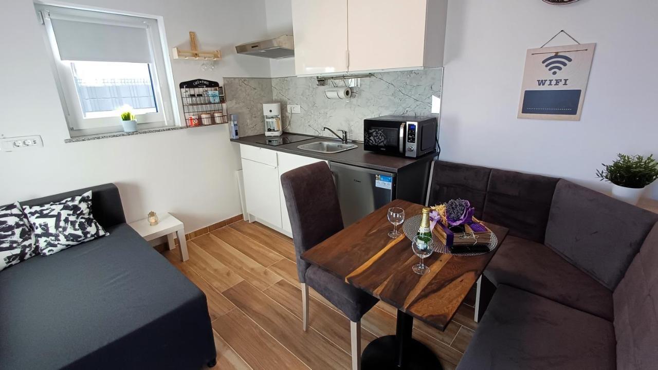 Apartmaji Stars Mavcice Esterno foto